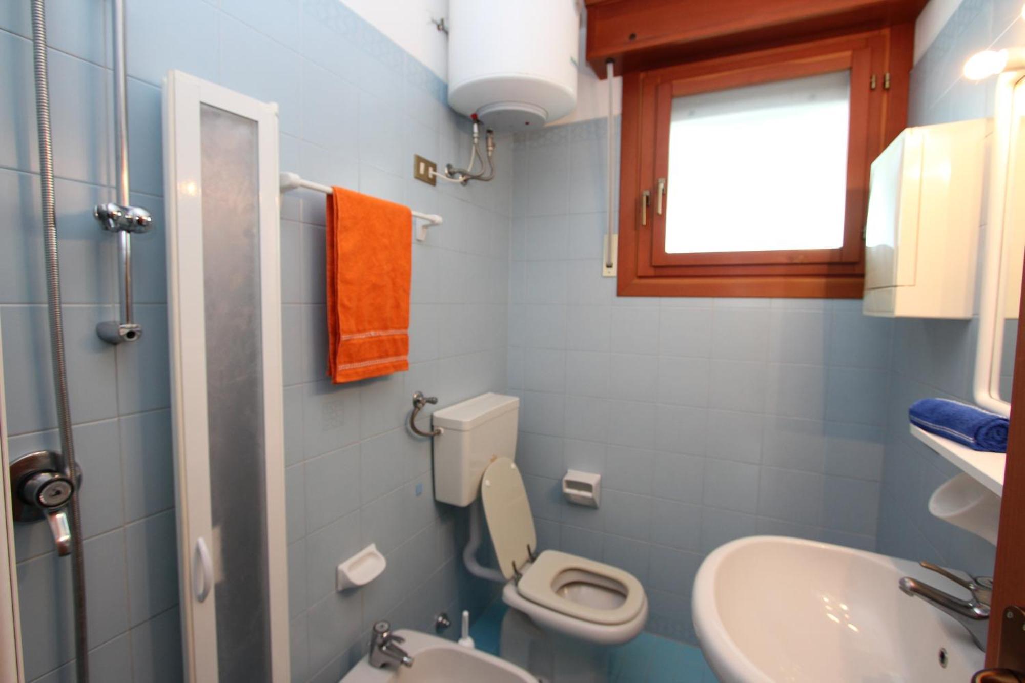 Lovely Flat In Pineda 100m From The