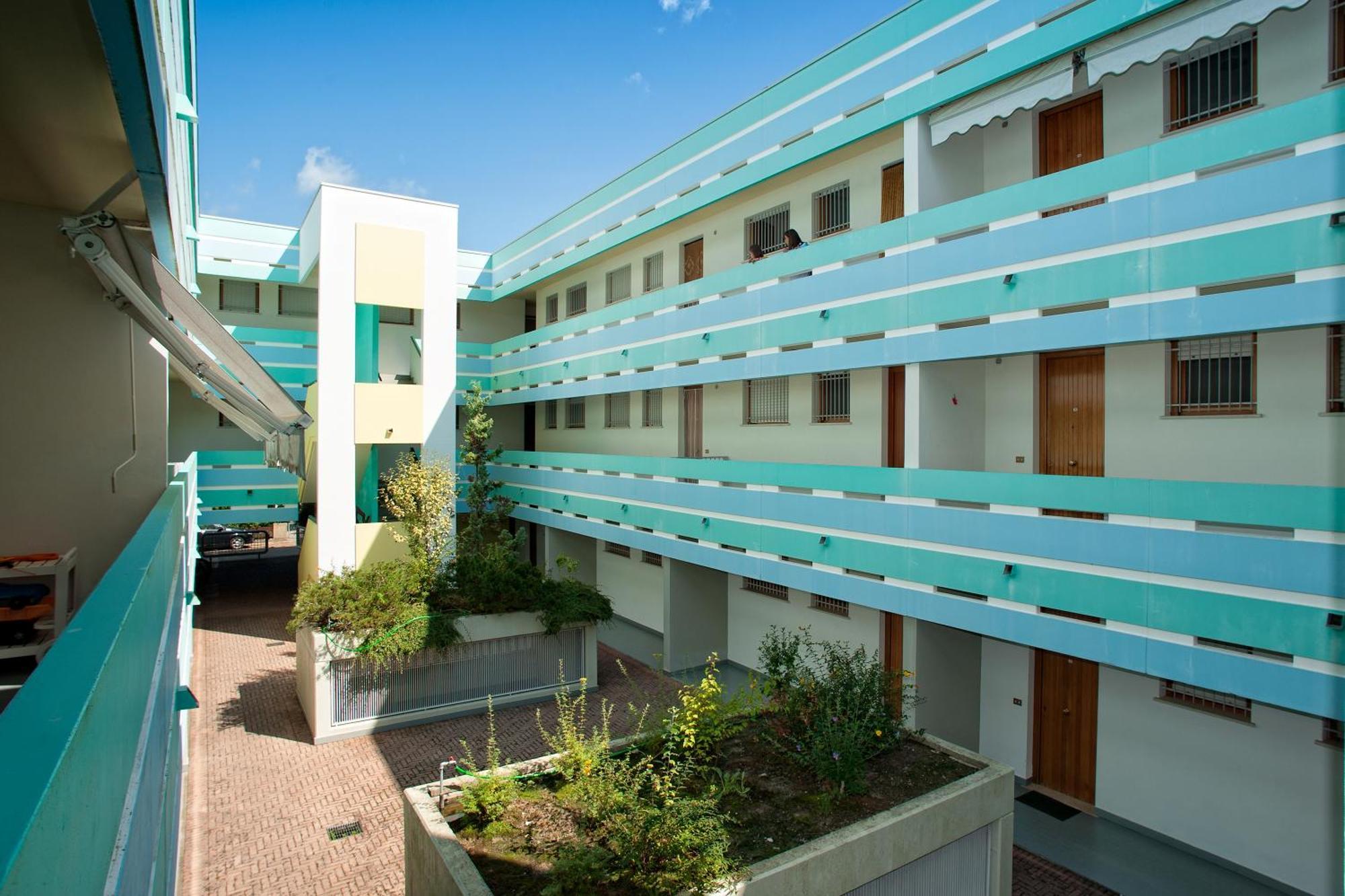 Apartment Lovely Flat In Pineda 100m From The *
